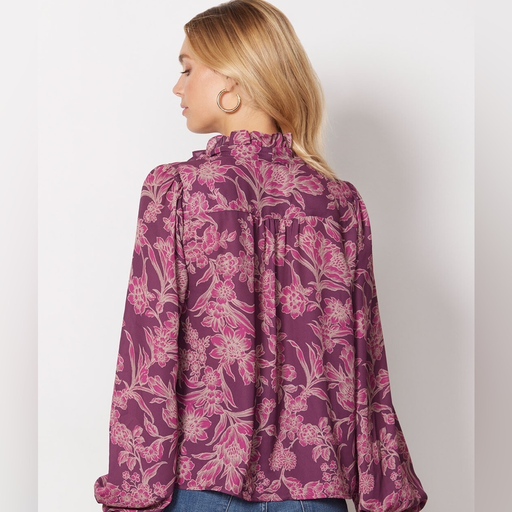 Evereve Mindie Tie Neck Blouse